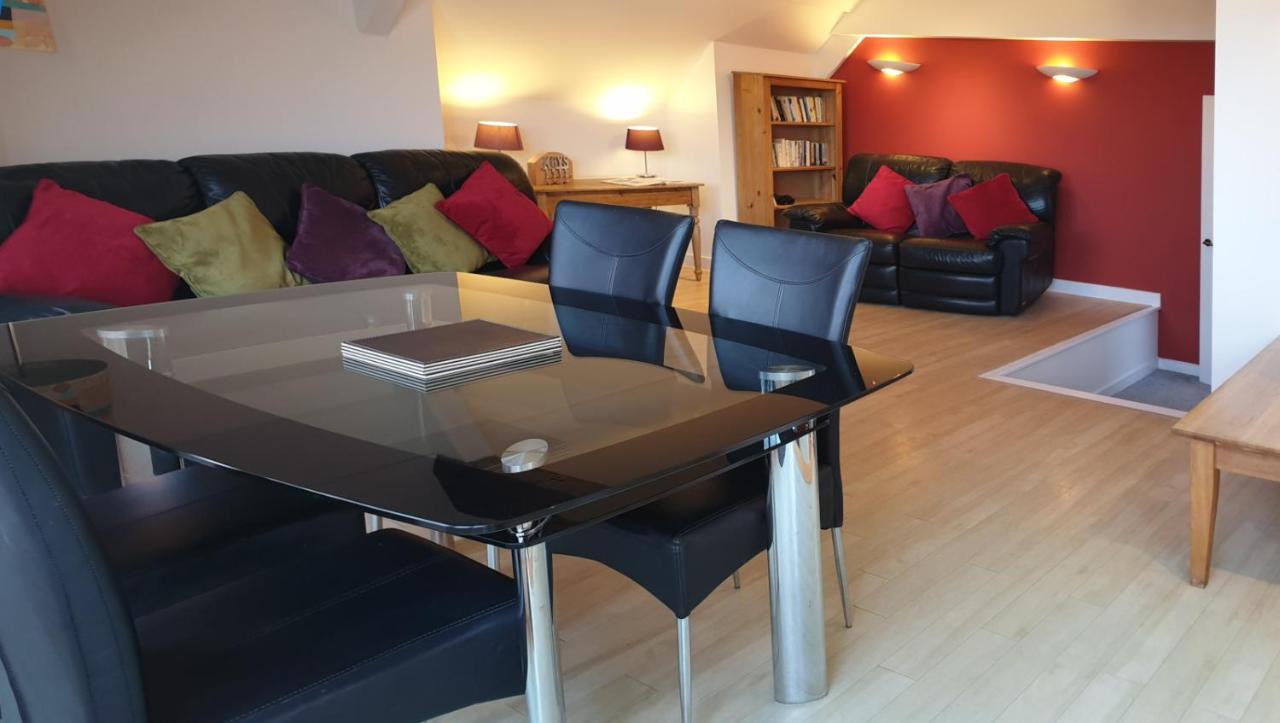 Stunning Central Exeter Apartment With Balcony And Fantastic View Eksteriør billede