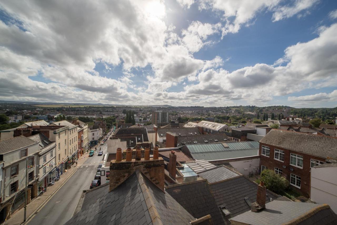 Stunning Central Exeter Apartment With Balcony And Fantastic View Eksteriør billede