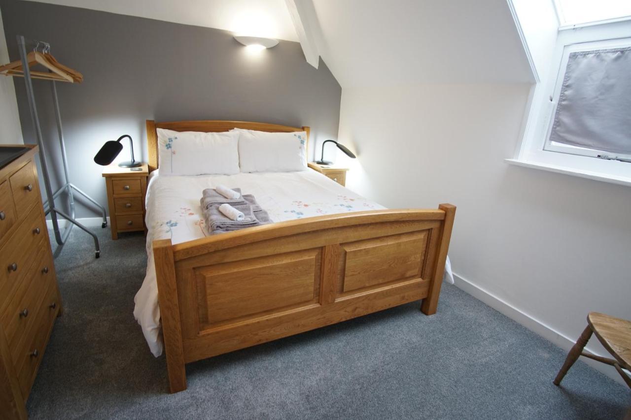 Stunning Central Exeter Apartment With Balcony And Fantastic View Eksteriør billede